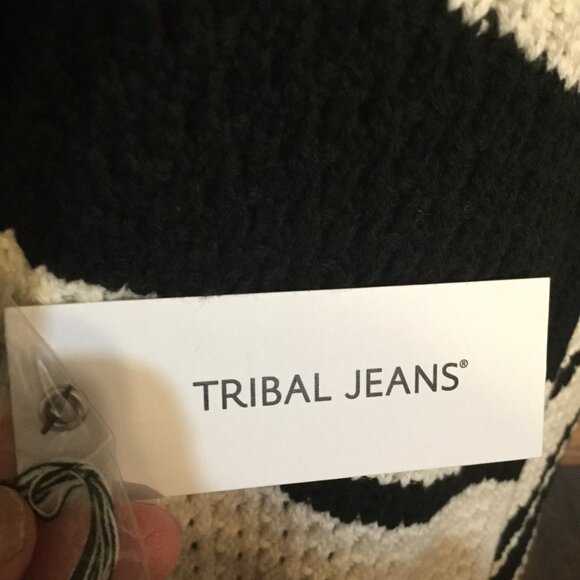 NWT Tribal Jeans crochet/knit sweater vest in black and cream size large - Picture 6 of 7